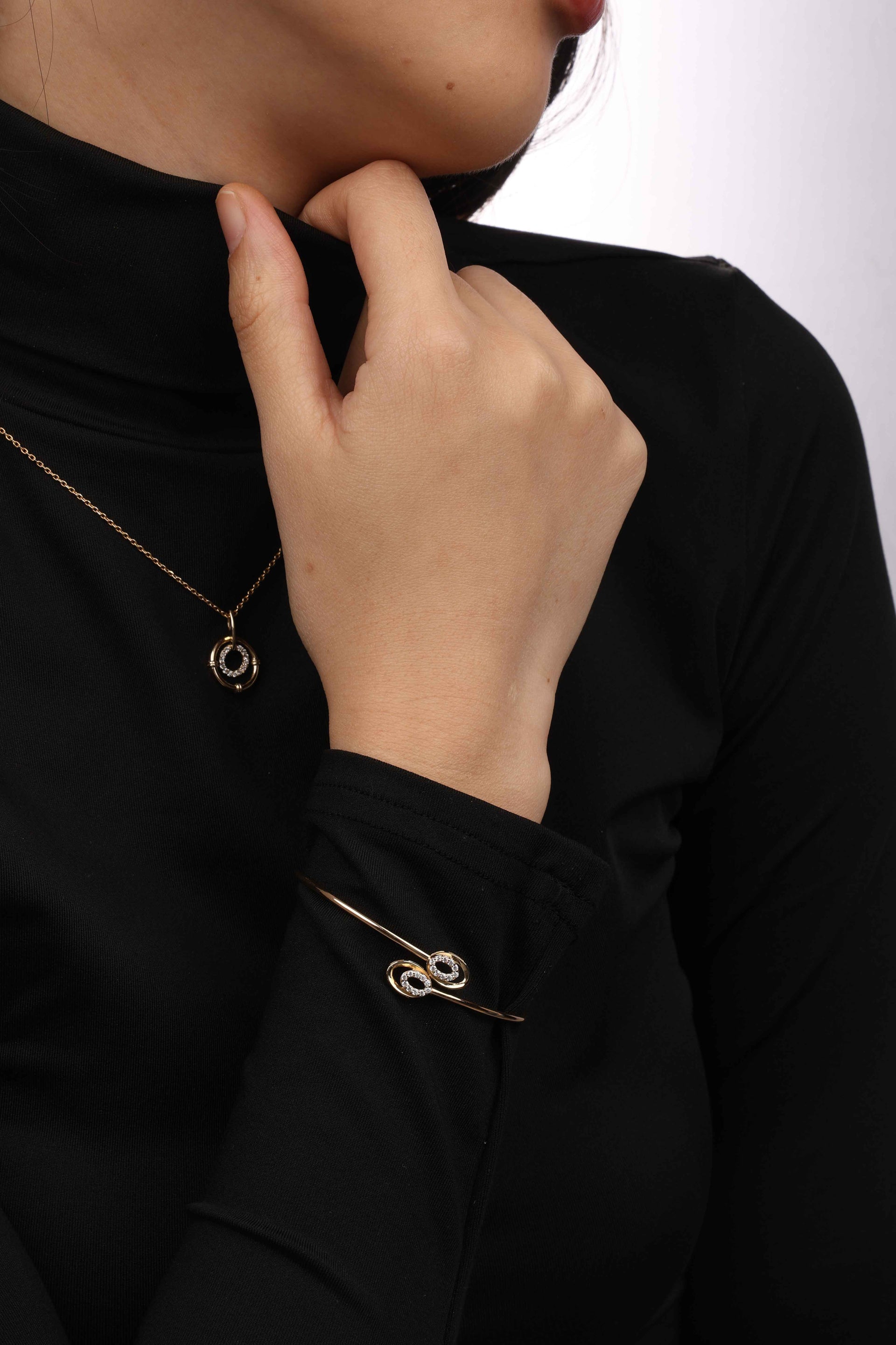 Double Trouble Oval Bangle